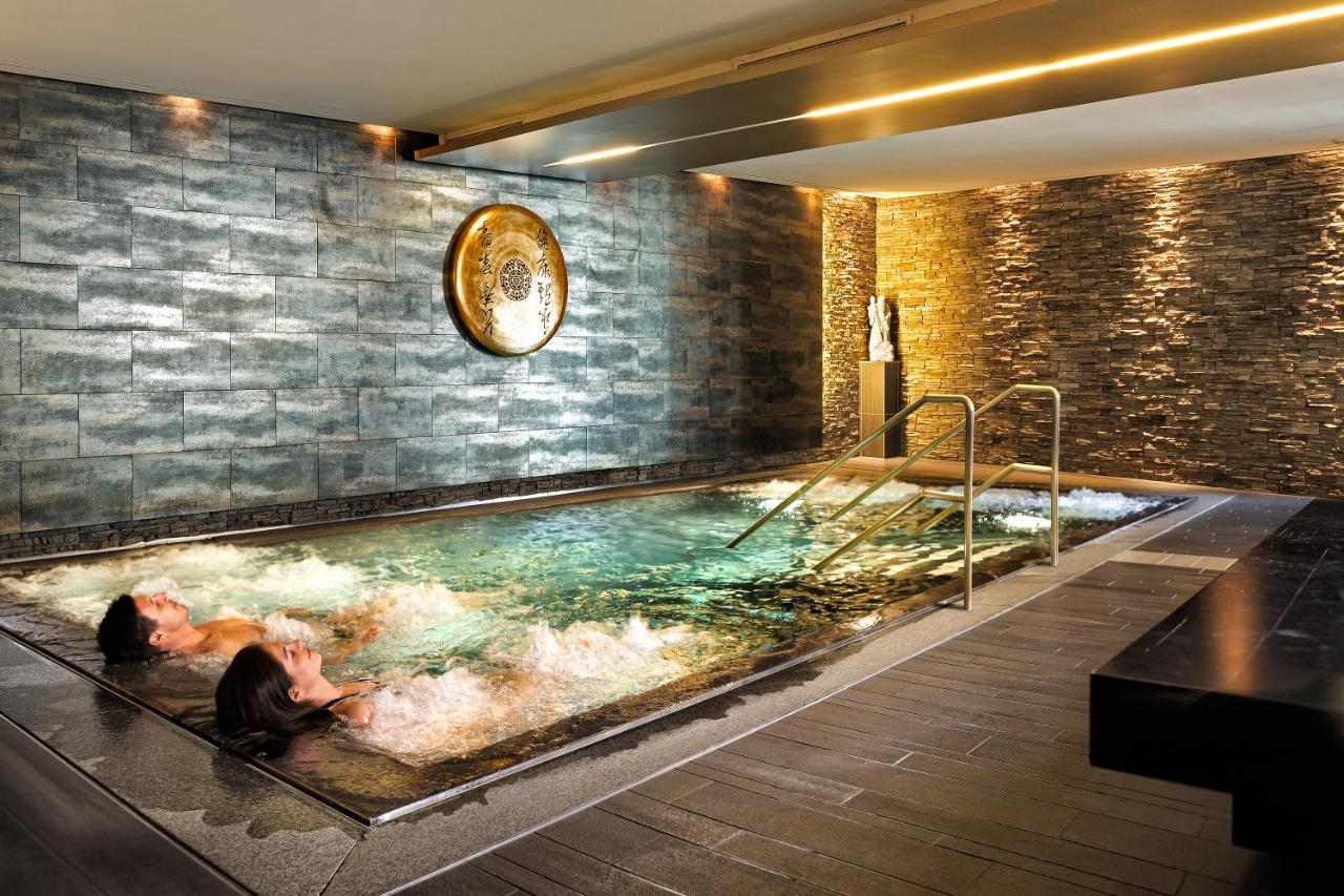 Asia Hotel & Spa Leoben ลีโอเบน ภายนอก รูปภาพ