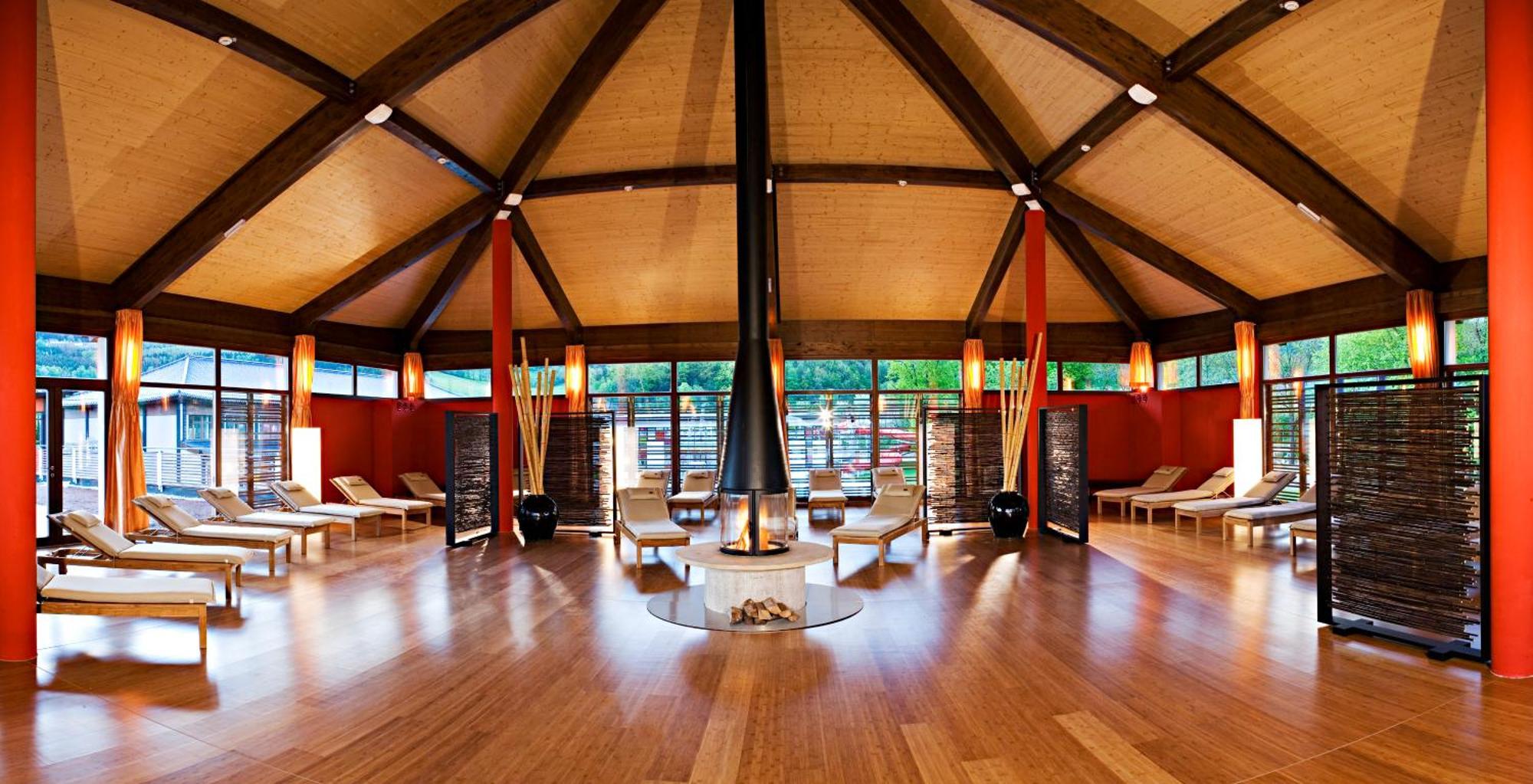 Asia Hotel & Spa Leoben ลีโอเบน ภายนอก รูปภาพ